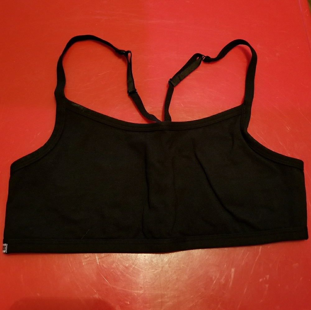 Victoria's Secret Pink sports bra